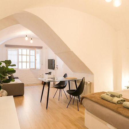 Casa Besalú LEstudi Apartamento en el centro de Besalú Exterior foto