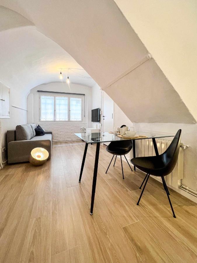 Casa Besalú LEstudi Apartamento en el centro de Besalú Exterior foto